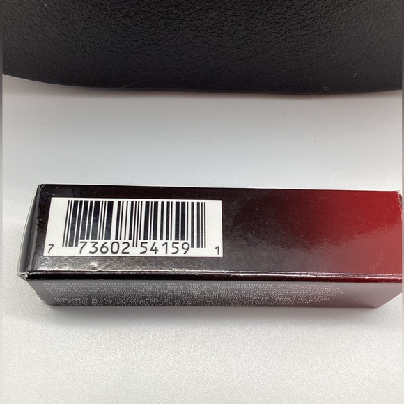 MAC Love Me Lipstick in E For Effortless - BNIB & Discontinued - Picture 9 of 11